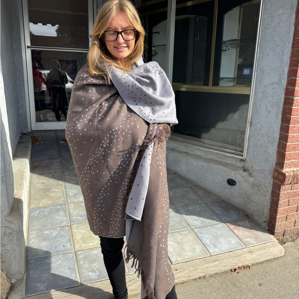 Kelly Wearstler’s x SFERRA Merino Wool Throw
Blanket 52x72”
